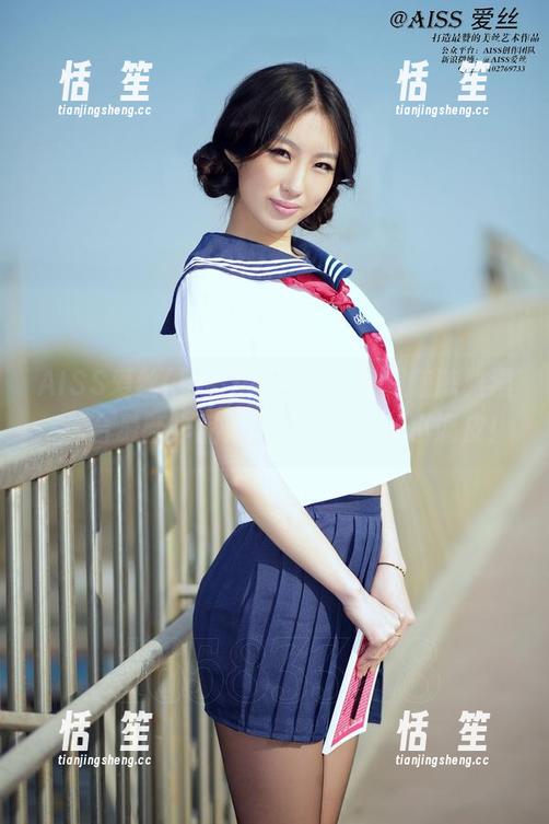 AISS爱丝(钻石版) - 来吧，跟随陈雅漫：天台最新作品集，享受生活的小调皮！