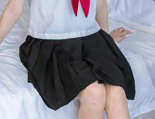 BoBoSocks袜啵啵 – 朵朵写真中的厚黑丝：无圣光，但让我心跳加速