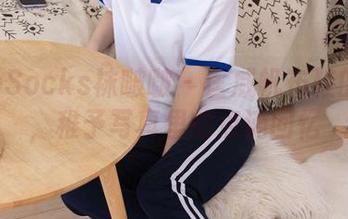 BoBoSocks袜啵啵 – 匡威帆布鞋的故事，稚予写真里的点滴回忆