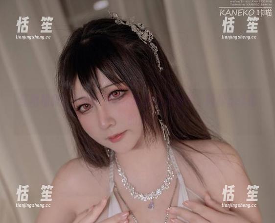 KANEKO咔喵 红裙福利!KANEKO咔喵的魅力图包,轻松get你的心
