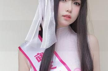 K酱又出新招！短裙作品，让人不小心多想了一些。