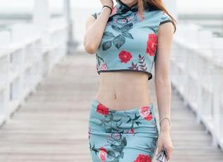 MiStar魅妍社 – FoxYini孟狐狸的秘书生活：高清写真记录日常中的小惊喜