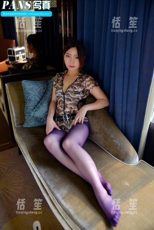 PANS写真-娃娃 PANS写真 - 精选美图!娃娃的红裙,那种轻松和优雅竟然一下子击中了我。