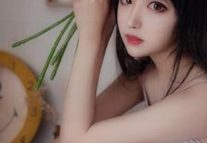 为什么Shika小鹿鹿的天台照片总是能变成美图里的养眼图鉴，难道她有特异功能？