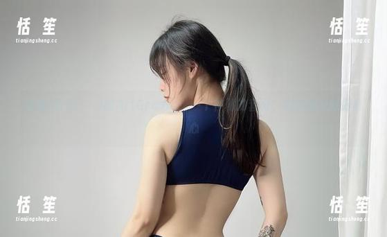 探索Sira(시라)的ArtGravia：一个神秘的套图，刺激着我的好奇心