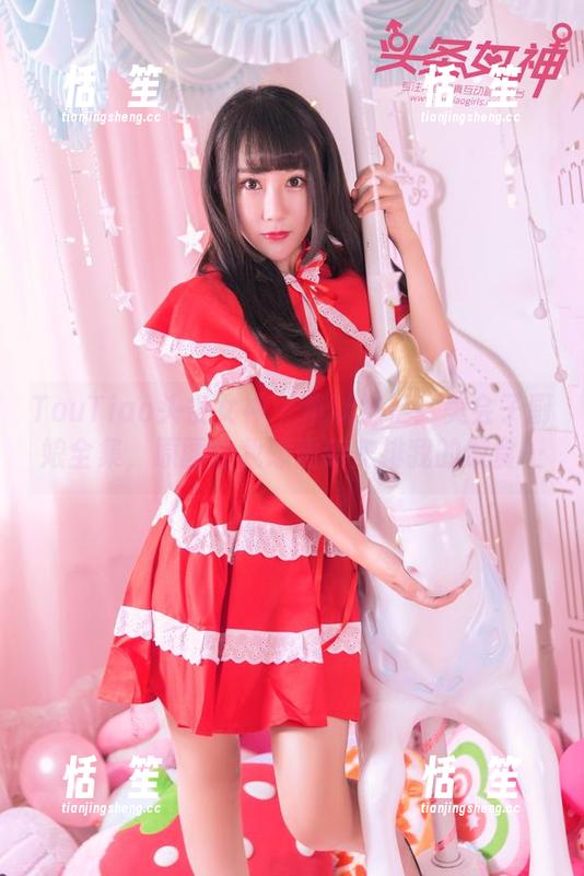 TouTiao头条女神-美会子 TouTiao头条女神 - 难以抗拒!美会子厨娘全集,原图让我想重新安排我的饮食…