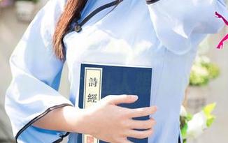 UGirls尤果网 – 当Abby金金遇上夏天：照片中的清新，让人想立刻去海滩！