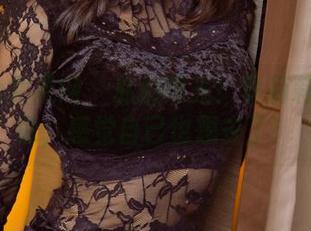 UGirls尤果网 – 私拍曝光！李莉莉海边闲逛，感觉自己也想去了！
