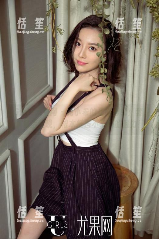 UGirls尤果网-纯小希 UGirls尤果网 - 纯小希的圣诞合辑:套图下载后发现,根本抵挡不了她的魅力!