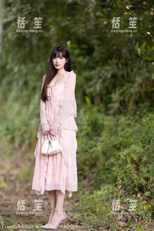 Xiuren秀人网-Egg_尤妮丝 Xiuren秀人网 - Egg_尤妮丝的粉色作品集,绝对会让你对粉色重新定义