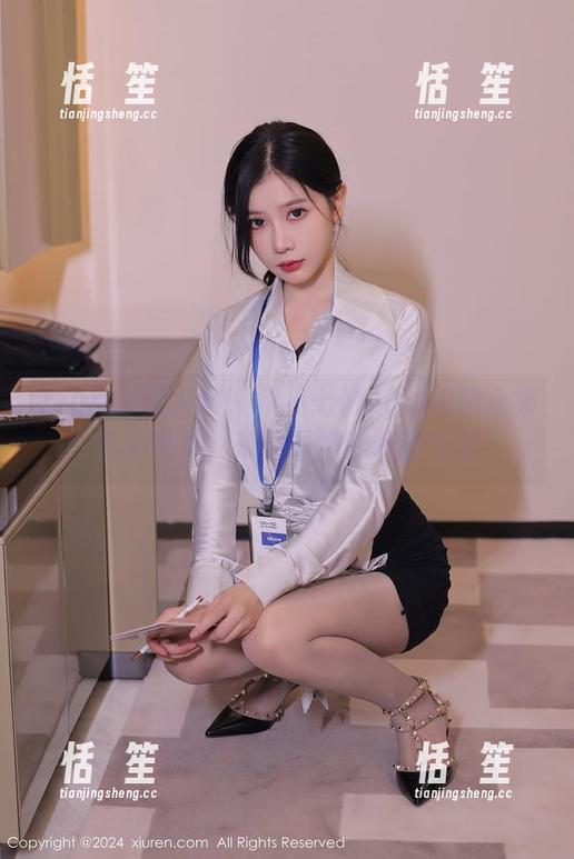 Xiuren秀人网-伊小七MoMo Xiuren秀人网 - 伊小七MoMo校园合集:告别课本,来看看她的校园生活!