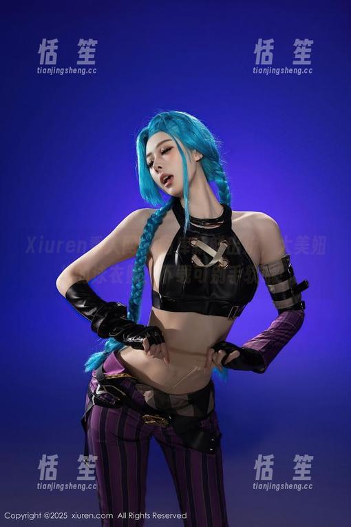 Xiuren秀人网-大美妞儿 Xiuren秀人网 - 图库新鲜出炉,大美妞儿的泳衣照,下载可别手软哦!