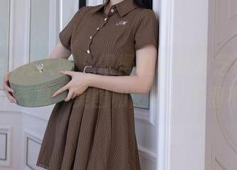 Xiuren秀人网 – 慢慢吸收徐莉芝Booty的女仆气息，美图和图包，不得不看！