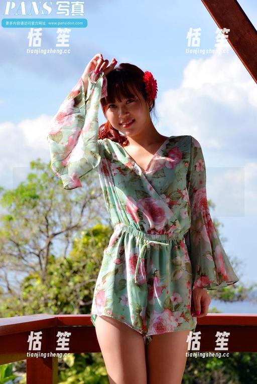 pans-禾禾 pans - 别问水手服怎么搭,禾禾教你:无圣光写真也能撩拨心弦!