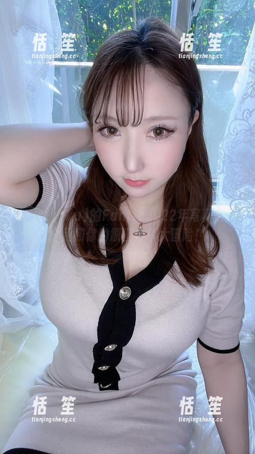 サク(saku)的Fantia2022年写真集——我和你的原图分享大冒险！