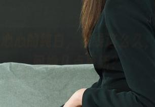 丽柜 – 心心的纯白，在线这么久，我只想问她几点更新？