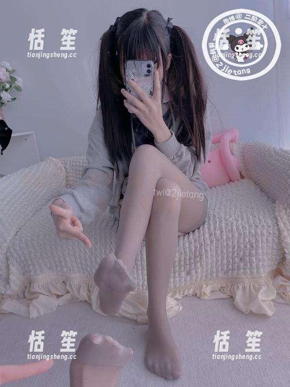 二阶堂宅绘子 美图达人二阶堂宅绘子,带来了一波超可爱的白丝写真!