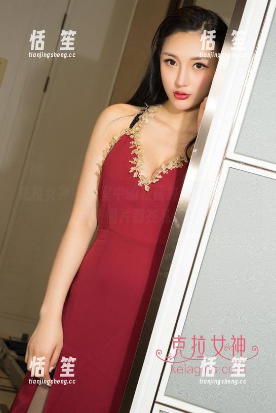 克拉女神-菲菲 克拉女神 - 教室中的私房故事,菲菲的每张图片都在私语