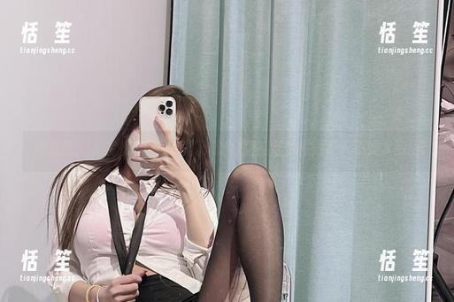 兔宝妮to 微密圈 - 兔宝妮to海边写真:这套图能让你觉得夏天不要太热!