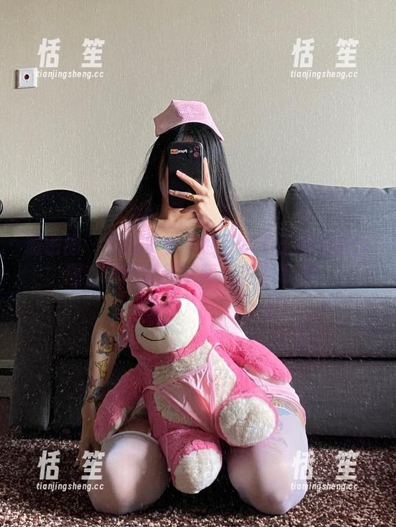 卡通百科老王 微密圈 - 在线乐享卡通百科老王的制服原图,谁知道其中藏了多少想象!