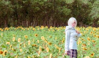塔塔_Lo1iTa福利上线：女友写真让你的周末更有趣！