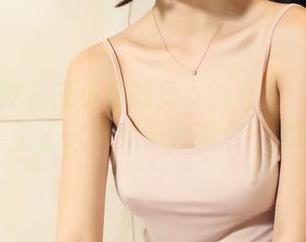 头条女神 – 艾小青的兔女郎私拍：我好像爱上了这只兔子，有点不太妙