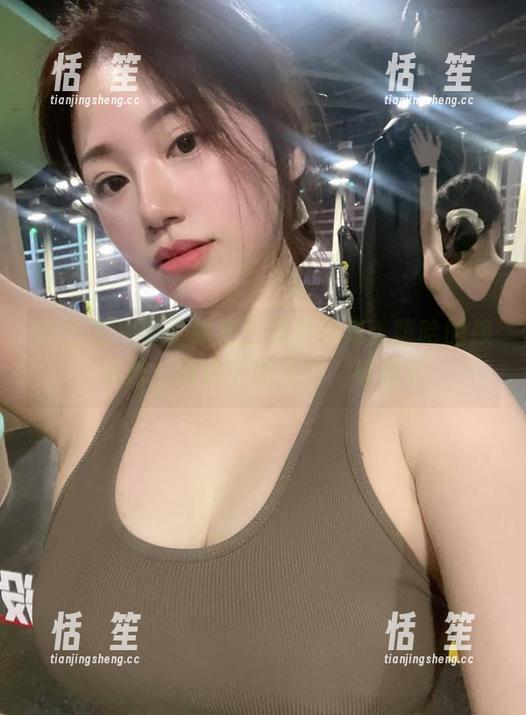 奶宝妹纸 微密圈 - 奶宝妹纸万圣节图集:嘻哈的换装秀,精选玩趣无限,看看吧