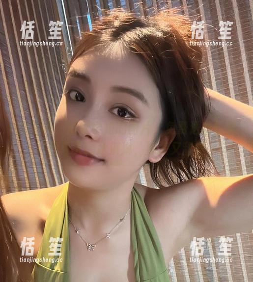 奶雯 微密圈 - 奶雯学姐的图片,免费送出!就像夏天的冰淇淋,清凉又甜美