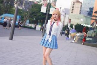 妍子坚不可摧的瑜伽姿势，精选图库教你怎么在美与丑之间游走。