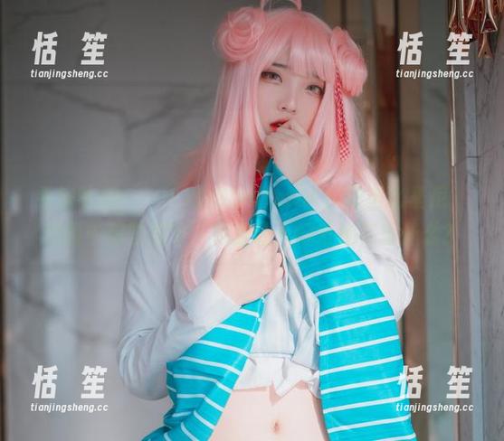看宋哈娜(송하나)的Bimilstory-微型比基尼，原图中那些细节，简直让人好奇她在想什么？