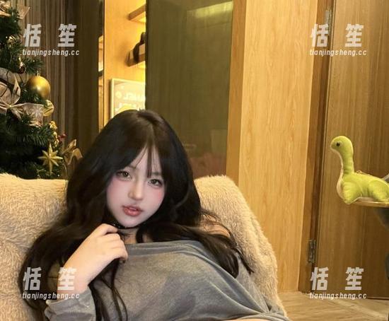 小优优子 微密圈 - 谁说图包不能有海边气息?小优优子来袭,下载体验一下呗!