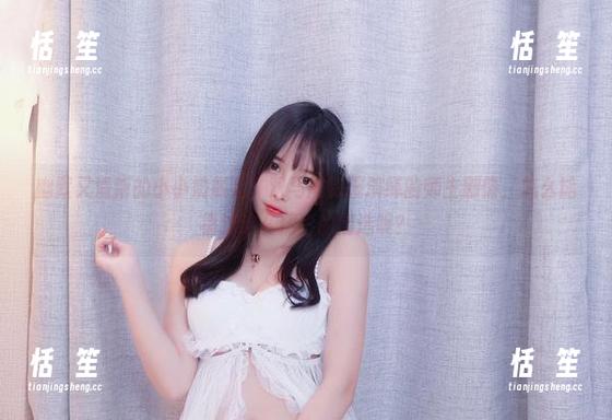 小小奶瓶儿 幽默又清新的小小奶瓶儿,双马尾制服演绎的师生剧情,怎么能错过这么精彩的精选呢?