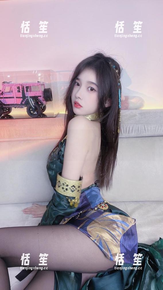 小小奶瓶儿 小小奶瓶儿的网盘:珍珠人鱼加长版,真是让人想潜入啊!