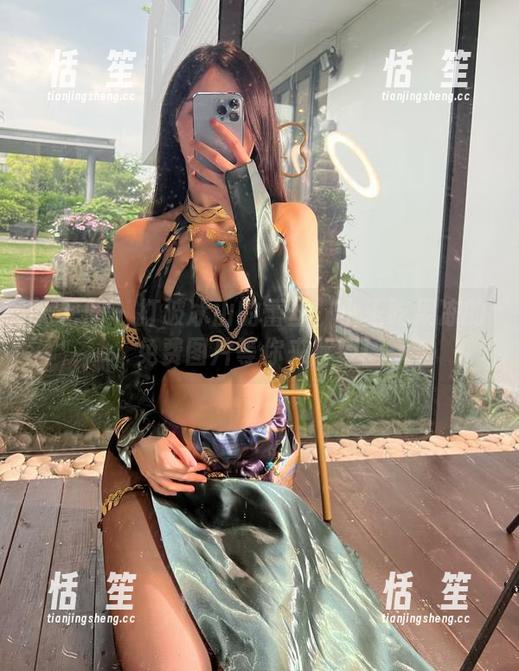 小玉吃果冻 微密圈 - 打破冰山的蕾丝:小玉吃果冻的免费图片等你来解锁!