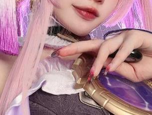 小瑶幺幺的海灯节图集：礼服加灯光=奇妙夜晚的完美公式