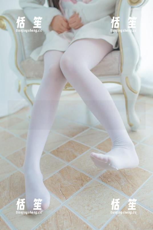 少女秩序-晞可 少女秩序 - 这个秋天,晞可的丝袜套图资源教你变身时尚达人!