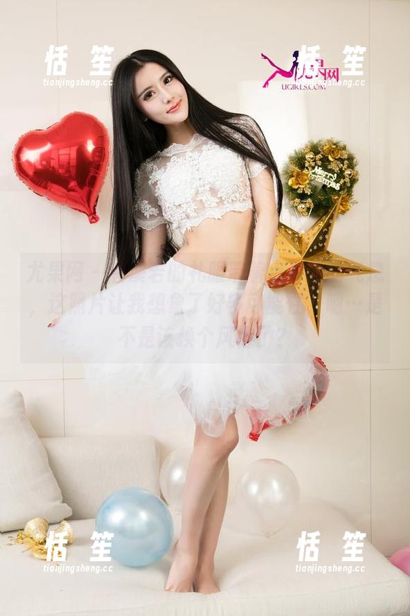 尤果网-唐溪若 尤果网 - 唐溪若的礼服带着点梦幻的气息,这照片让我想象了好多可能性,嗯…是不是该换个风格了?