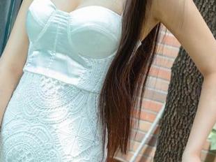 尤果网 – 谁说御姐只能严肃？夏乔的写真作品集告诉我们另一个可能性！