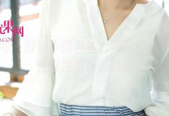 尤果网 – 厨娘小琪私拍合集：你绝对不该在厨房里看到的她
