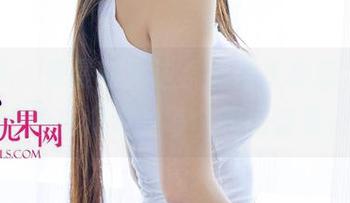 尤果网 – 曼曼新海边系列合集更新，真心觉得她在海边的每个瞬间都是诗。