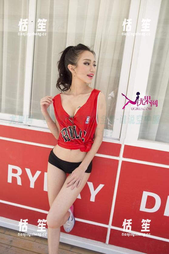 尤果网-李思宁 尤果网 - 李思宁空姐写真全套-谁说空中服务只是一份工作?