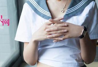 尤果网 – 谭晓彤白色写真图集，让我怀疑我是不是在看时尚展览！