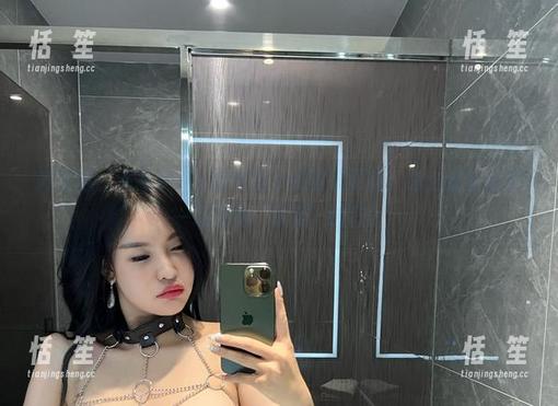 张鑫baby 微密圈 - 张鑫baby的纯情小妹图集更新,怎么看着像是一场视觉‘审美’修行?