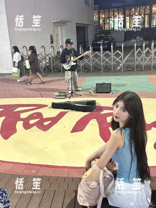 怡子yiii 怡子yiii的瑜伽美图:就算她摔了,也要优雅地摔!