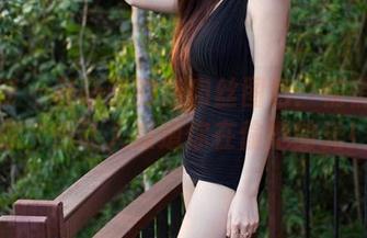 推女郎 – 林萌萌的新肉丝图包：悄悄告诉你，别让人知道你在偷她的光！
