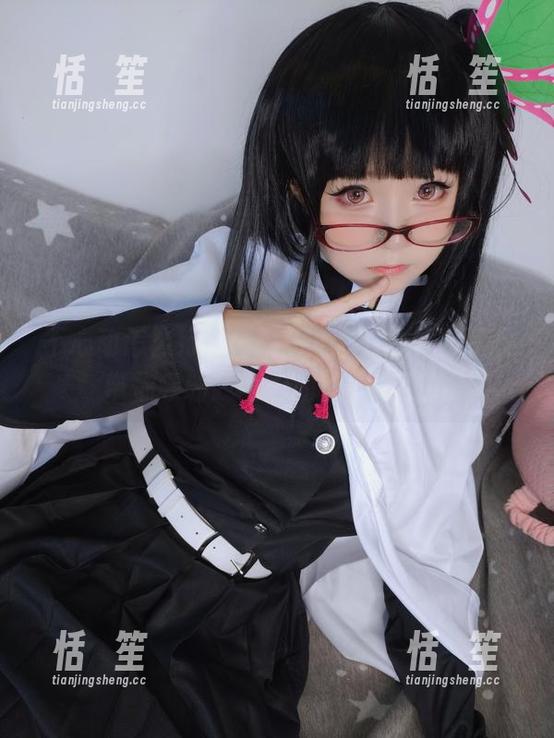 摇摇乐yoyo 不心动怎么行!摇摇乐yoyo的写真资源带你领略我可爱的姐姐的魅力