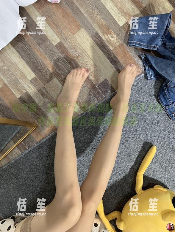 桃脱了 微密圈 - 桃脱了无惧高跟鞋:在无圣光的作品里找到自我救赎的踪迹