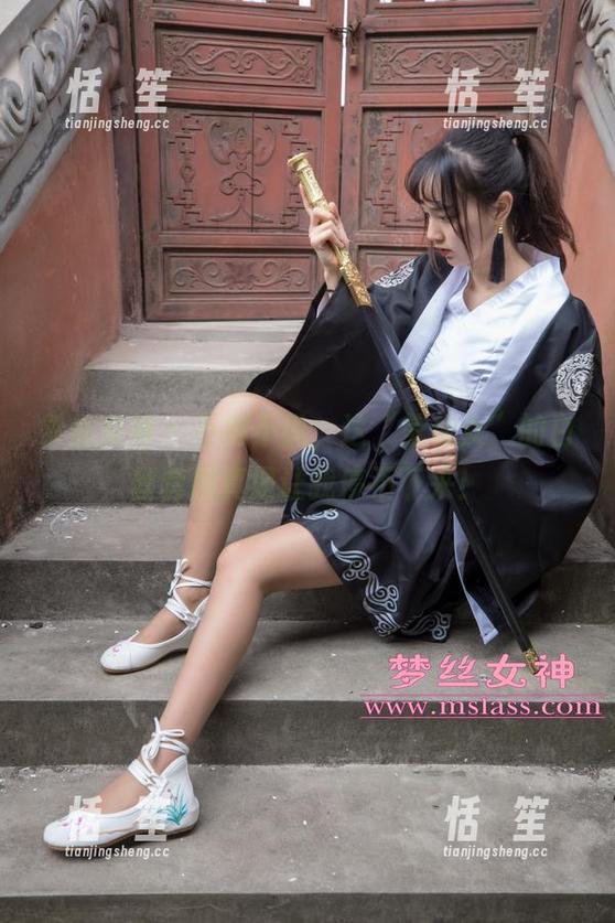 梦丝女神-莹仙女 梦丝女神 - 不得不说,这“莹仙女”的白丝套图真是让我停不下来!