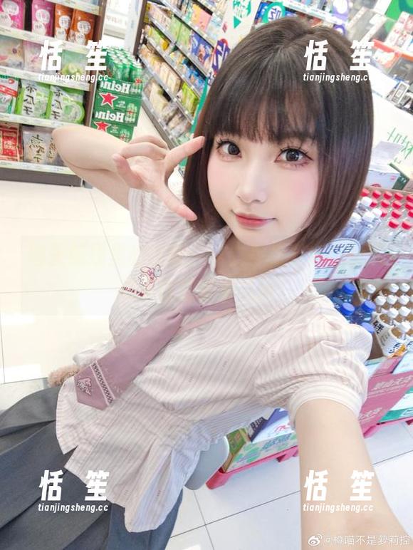 橙喵 碧蓝航线里的橙喵:夕立作品下载,让人忍不住想多看几眼!