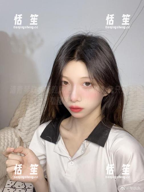清青琴玖 清青琴玖夏夜晚风更新:你以为我只是在看图吗?No!